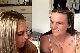 Kinkykezxx nude on webcam for live porn video chat