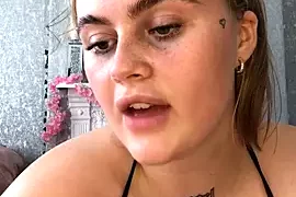 LittleMissT nude on webcam for live porn video chat