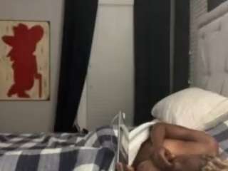 Prettygurlredd nude on webcam for live sex chat