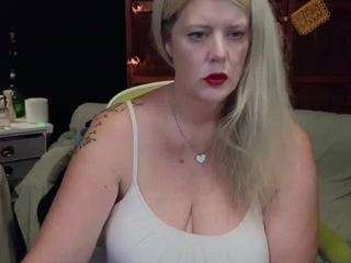 Alice Harlot nude on webcam for live sex chat