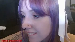 Thevixenviolet nude on webcam for live porn video chat