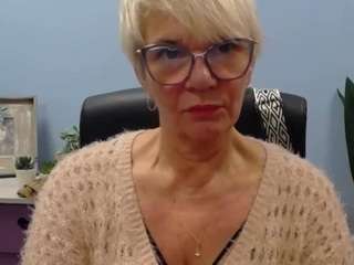 LilianHeart nude on webcam for live sex chat