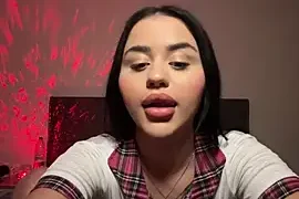 Milabigassxoxo nude on webcam for live porn video chat