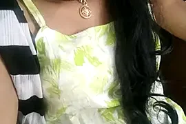 Eshwari_Chopra nude on webcam for live porn video chat