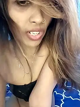 Zoya_khan25 nude on webcam for live porn video chat