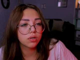 Beri-li nude on webcam for live sex chat