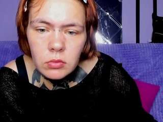 MoonOwl nude on webcam for live sex chat