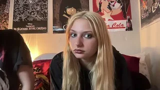 Trixibby19 nude on webcam for live porn video chat