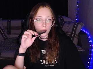 AmeliaKamishiro nude on webcam for live sex chat