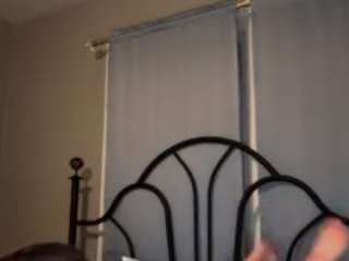 Lilbit nude on webcam for live sex chat