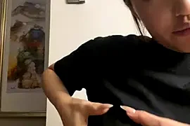 Zhenzhen666 nude on webcam for live porn video chat