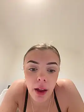 Cutietootie02 nude on webcam for live porn video chat