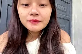 Mai-xinh nude on webcam for live porn video chat