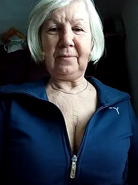 KlaudiaDarling nude on webcam for live porn video chat