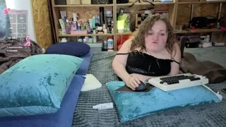 MiniNatalie nude on webcam for live porn video chat