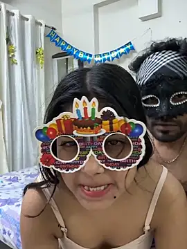 Quzzy_fuck nude on webcam for live porn video chat