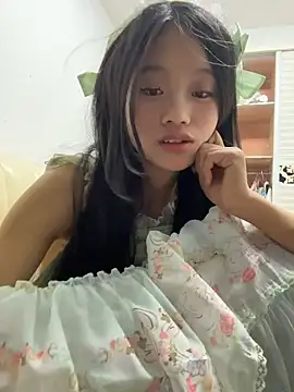 Srr6677 nude on webcam for live porn video chat