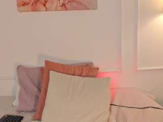 Angelica-crosss nude on webcam for live sex chat