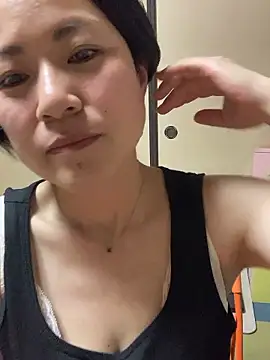 Rin2432 nude on webcam for live porn video chat
