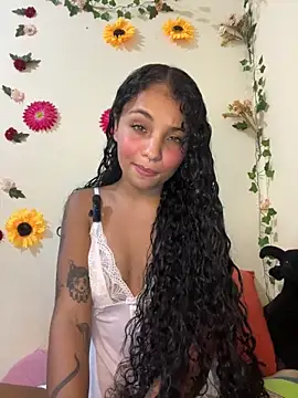SpidderSecret nude on webcam for live porn video chat