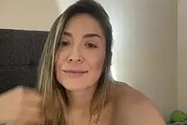 Mariana_gom nude on webcam for live porn video chat