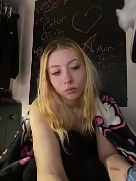 Spoilmedaddy732 nude on webcam for live porn video chat