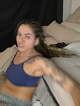 Casalfogoegasolina nude on webcam for live porn video chat