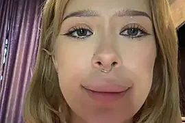 MaryChanXO nude on webcam for live porn video chat