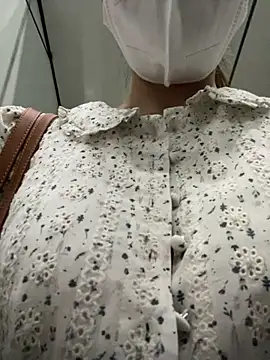Meimeibuguai nude on webcam for live porn video chat