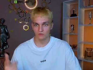 Teo-sol nude on webcam for live sex chat