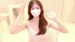 Yuinyaaa nude on webcam for live porn video chat