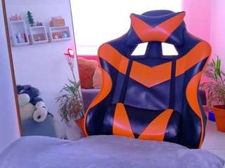 AmmieDoll nude on webcam for live sex chat