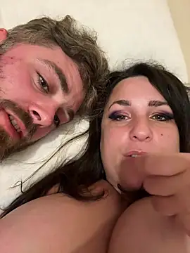 DreamCurves nude on webcam for live porn video chat