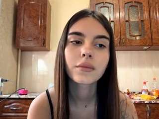 LeathaZacharewicz nude on webcam for live sex chat
