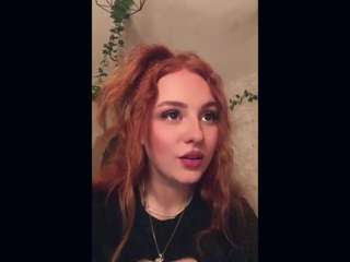 MariGlau nude on webcam for live sex chat