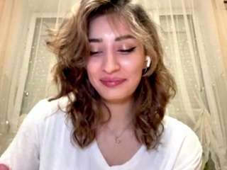MaryaZuehlsdorff nude on webcam for live sex chat