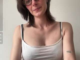Naomibb nude on webcam for live sex chat