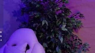 Osiiriss nude on webcam for live sex chat