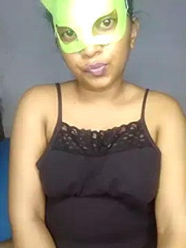 Sldoni nude on webcam for live porn video chat