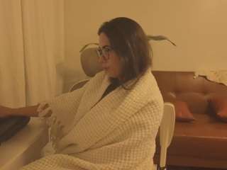 Stefyww nude on webcam for live sex chat