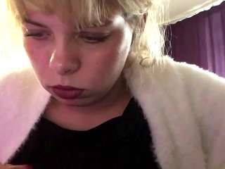 Toshia nude on webcam for live sex chat